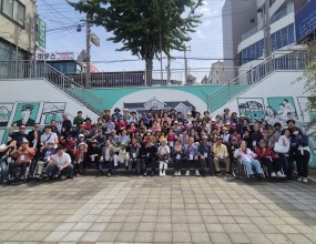 어르신 효도관광&nbsp;[4월28일(화) 부산 해운대 아쿠아리움,&nbsp;진영역 철도박물관]